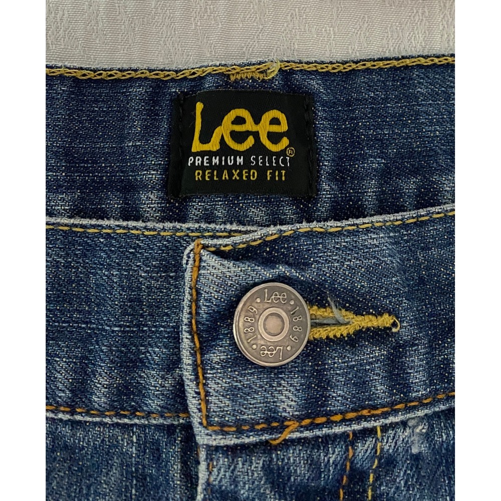 Lee Premium Select Relaxed Fit Jeans Mens 38x32 Medium Wash Blue Straight Leg - Picture 8 of 9